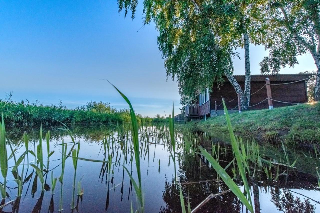 Stanica Wodna Hotel Dźwirzyno Exterior foto